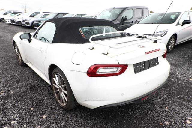 Fiat 124 Spider Lusso 1.4 MultiAir 140 Turbo LED Nav 