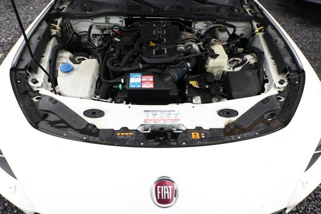 Fiat 124 Spider Lusso 1.4 MultiAir 140 Turbo LED Nav 