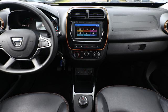 Dacia Spring Comfort Plus Electric 45 CCS Nav PDC Kam 