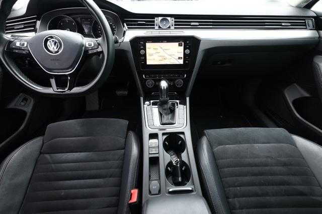 Volkswagen Passat Alltrack Highline 2.0 TDI 240 DSG 4M ACC AHK Nav 