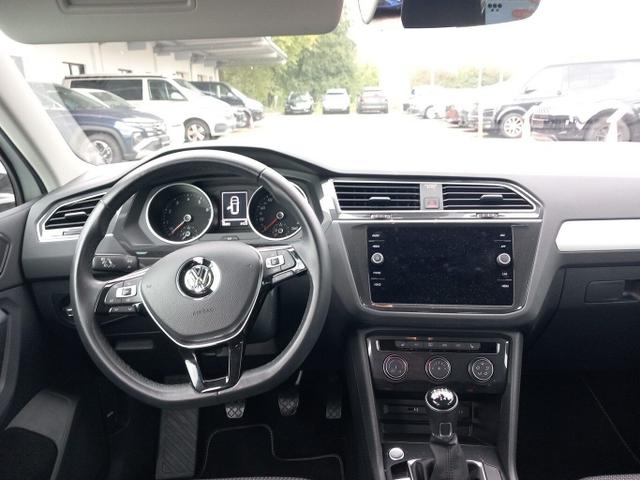 Volkswagen Tiguan Trendline 1.5 TSI 150 LED PDC Nav Temp 