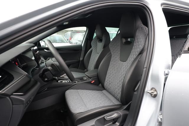 Skoda Octavia Combi Sportline eTSI DSG Sportl Matrix Nav ACC EHK 