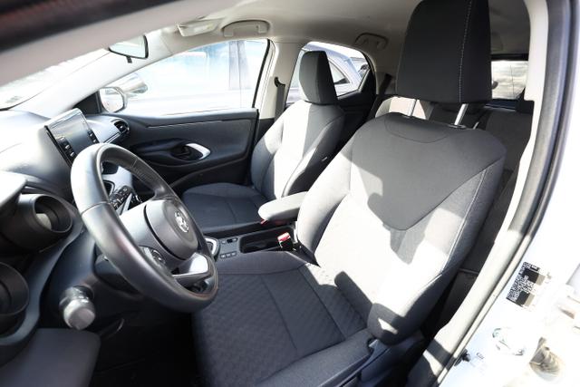 Toyota Yaris Team Deutschland 1.5 Dual-VVT-iE 116 CVT D CarPlay 16Z 