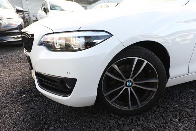 BMW 2er Active Tourer Sport Line 218i Cabriolet LED Nav SHZ PDC Temp 