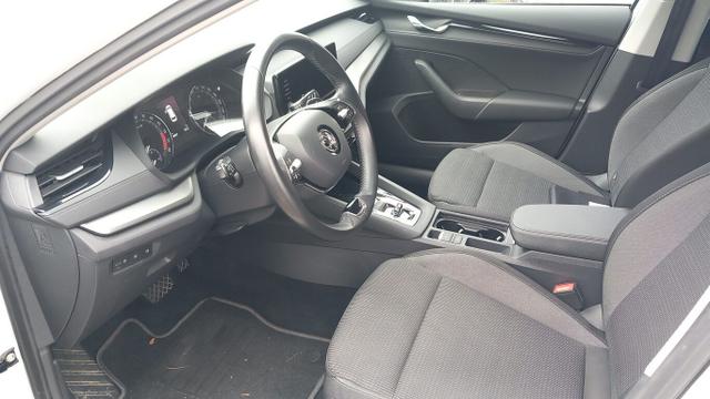 Skoda Octavia Combi Ambition 2.0 TDI DSG Amb LED PDC SHZ SunS 