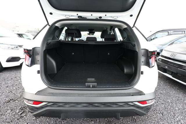 Hyundai TUCSON Pure 1.6 T-GDI 150 Kam LaneAs AppCo 