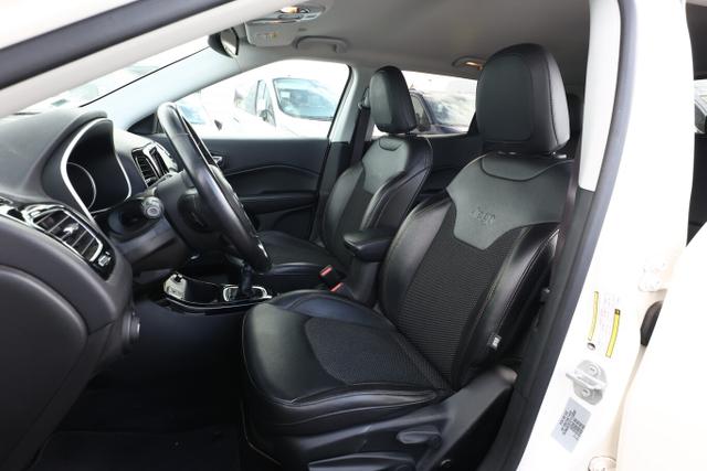 Jeep Compass Limited 1.6 MultiJet 120 Nav PDC LM18Z 
