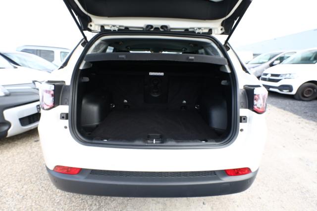 Jeep Compass Limited 1.6 MultiJet 120 Nav PDC LM18Z 