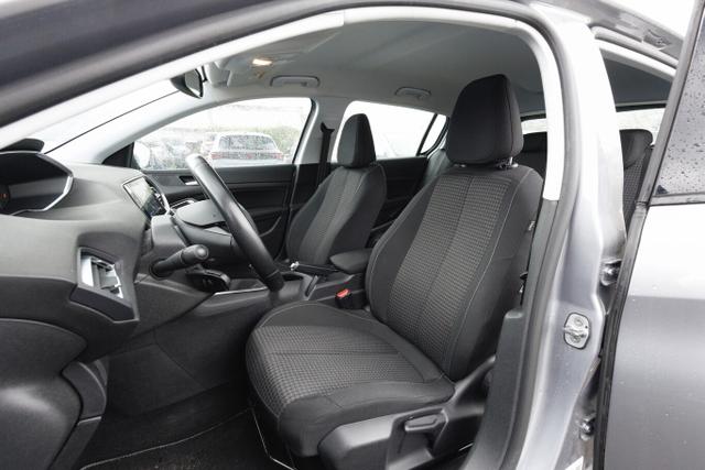 Peugeot 308 Active Pack 1.2 PT 130 SHZ PDC Klimaaut. 16Z 