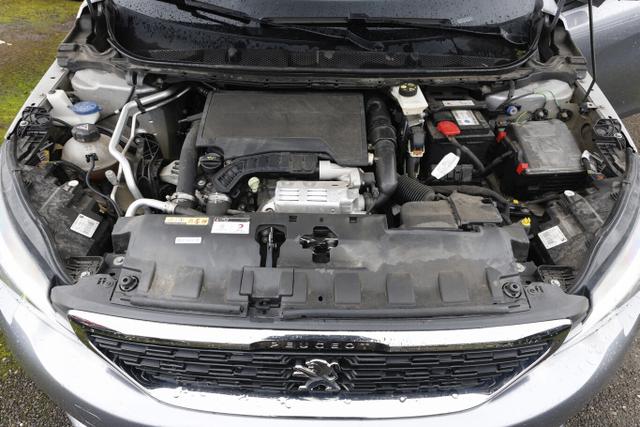 Peugeot 308 Active Pack 1.2 PT 130 SHZ PDC Klimaaut. 16Z 