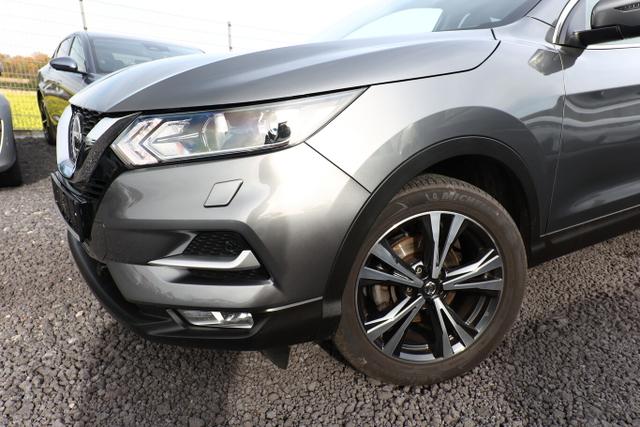 Nissan Qashqai N-CONNECTA 1.3 DIG-T 160 DCT Pano Nav 