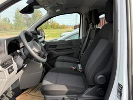 Volkswagen T7 Kastenwagen Transporter Plus TDI 110 LED AHK SHZ 6S TEMP 