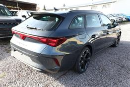 Cupra Leon Sportstourer ST eTSI DSG IntelliD Pano Matrix Edge SHZ 