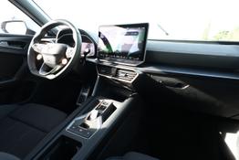 Cupra Leon Sportstourer ST eTSI DSG IntelliD Pano Matrix Edge SHZ 