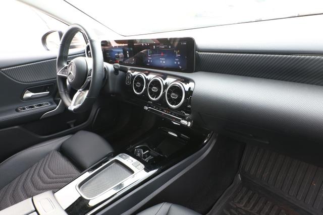 A-Klasse Progressive A 180 DCT DigCo ParkAs SHZ PDC Kam 