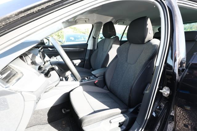 Skoda Octavia Combi Style 1.5 TSI 150 Matrix Nav eHk 