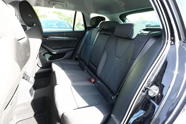 Skoda Octavia Combi Style 1.5 TSI 150 Matrix Nav eHk 