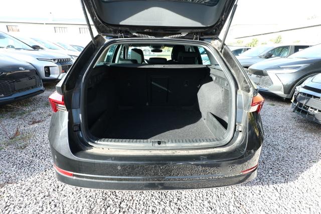 Skoda Octavia Combi Style 1.5 TSI 150 Matrix Nav eHk 