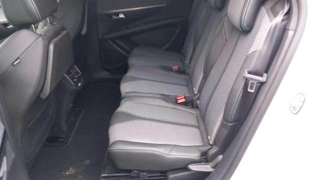 Peugeot 5008 Allure Pack 1.2 PT 130 Aut FL 7-S LED Nav 