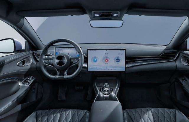 Seal Design 82,5 kWh Pano 360Kam Nav ACC Keyl 