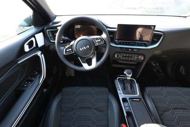 Kia Ceed Sportswagon SW MHEV DCT JBL ACC SHZ elKlappe Key Bi-LED 