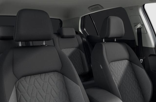 Volkswagen Golf 8 1.5 eTSI 150 DSG LED Nav Keyl ACC 5J.Gar 