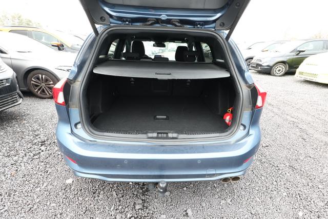 Ford Focus Turnier ST-Line 1.0 EB 155 LED AHK ACC SHZ PDC Kam 