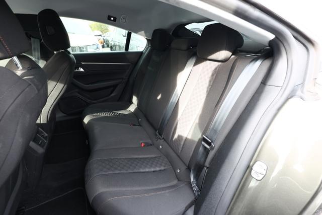 Peugeot 508 Allure 1.6 PT 180 Aut. KeyL Kam PDC CarPlay 