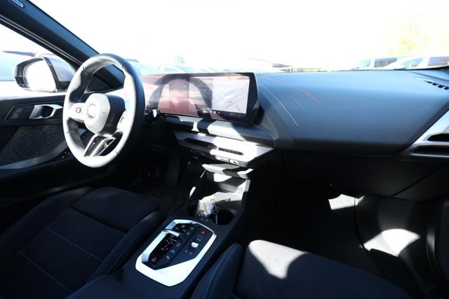 BMW 1er M Sport 120i ACC PrivG 2Z-Klima LED Nav Kam SHZ 
