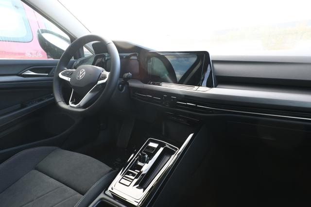 Volkswagen Golf Style VIII 2.0 TSI 190 DSG LED+ ErgoA ACC 