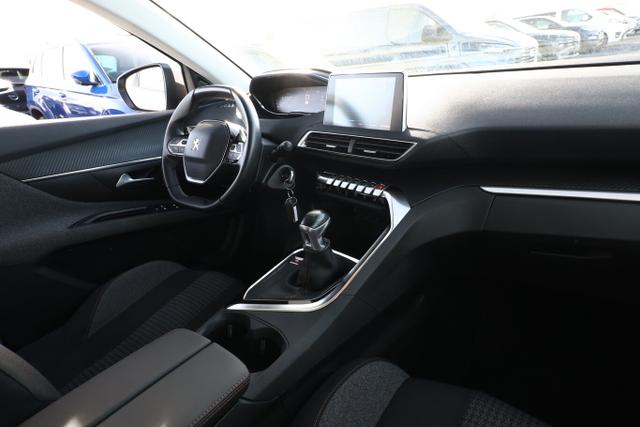 Peugeot 5008 Active 1.2 PT 130 7S DigiKom SHZ PDC LaneAs BT 17Z 