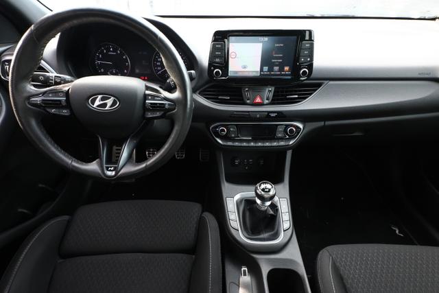 Hyundai i30 N Line 1.4 T-GDI 140 N-Line Nav PDC LM19Z Temp 