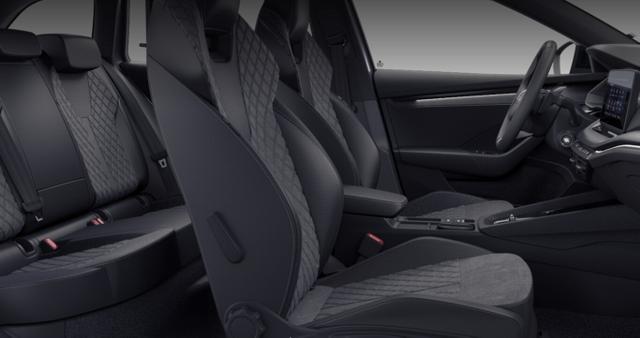 Skoda Octavia Combi eTSI DSG Sportl LED ACC SideA 18Z 