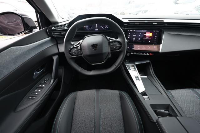 Peugeot 308 Allure Pack 1.2 PureTech 130 Aut Nav Kam PDC 