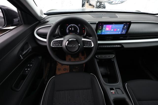 Fiat 600 MHEV 145 DCT LED Nav ACC Kam Keyl Klimaaut 