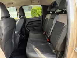 Volkswagen Amarok Style 3.0 TDI 241 AT 4M HardT AHK Nav ACC 