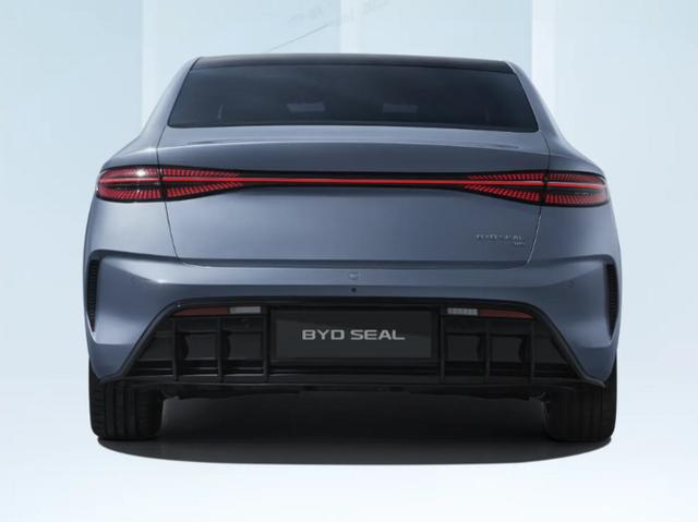 BYD Seal Design 82,5 kWh Pano 360Kam Nav ACC Keyl 