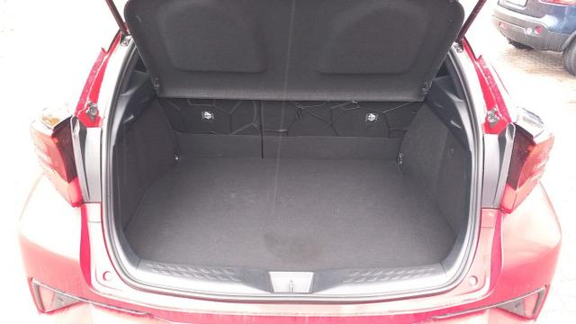 Toyota C-HR Premium 2.0 Hybrid 184 CVT Nav ParkAs PDC 