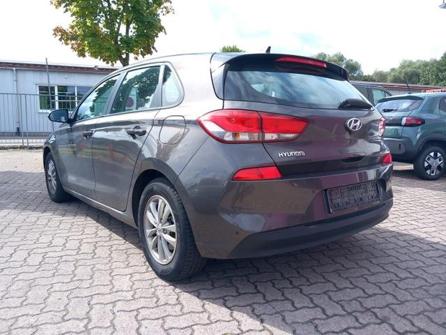 Hyundai i30 Select 1.4 100 LED PDC SHZ LM15Z Klimaaut. 