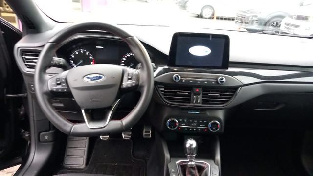 Ford Focus Turnier ST-Line 1.5 EcoBoost 150 LED AHK PDC KeyL 