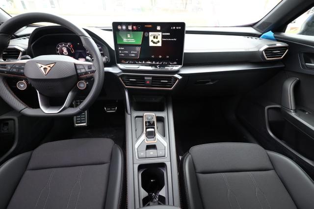 Cupra Formentor 1.5 eTSI 150 DSG LED Edge SHZ ACC PDC 