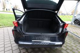 Cupra Formentor 1.5 eTSI 150 DSG LED Edge SHZ ACC PDC 