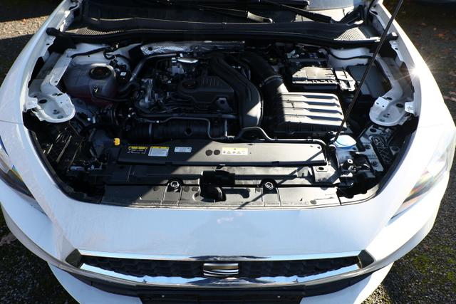 Seat Leon Sportstourer Style ST 1.5 eTSI 115 DSG LED VisionP SHZ 