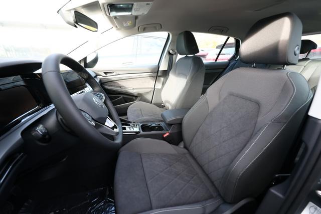 Volkswagen Golf Style VIII 2.0 TSI 190 DSG LED+ ErgoA ACC 