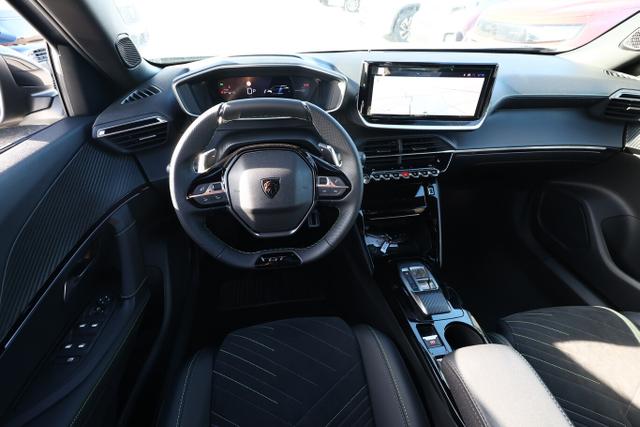 Peugeot 2008 GT MHEV 145 DSC6 ACC 360° Pano Massage 18Z 