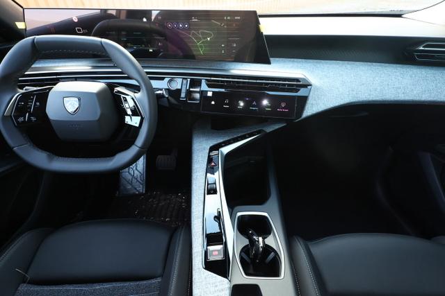 3008 Allure MHEV 145 ACC 360° WinterP 21"-HD Nav 