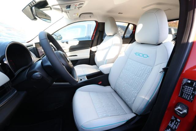 Fiat 600 La Prima Hybrid eHK ACC SHZ Keyl Massage BT 