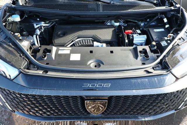 Peugeot 3008 Allure MHEV 145 LED Kam PDC CarP DigCo 19Z 