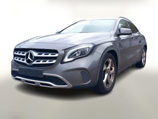Mercedes-Benz GLA - Urban 180 Pano Nav LED eHk ParkAs LaneAs 18Z
