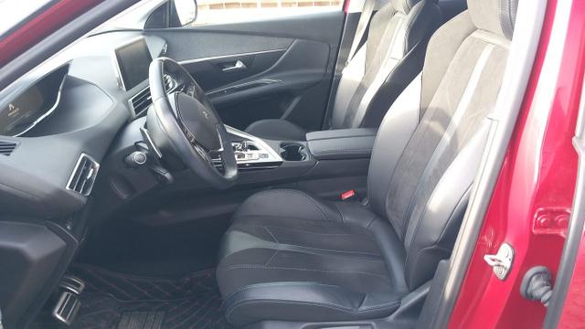 Peugeot 3008 Crossway 1.2 PT 130 Aut. Pano Nav ACC AHK 